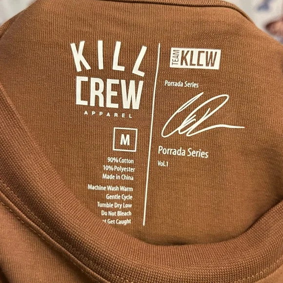 OVERSIZED "WEIGHTS LIFT US UP" T-SHIRT - Picture 3 of 3